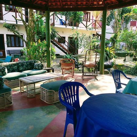 Lindas Suites A Uma Quadra Da Praia E Centro Ubatuba Exterior photo