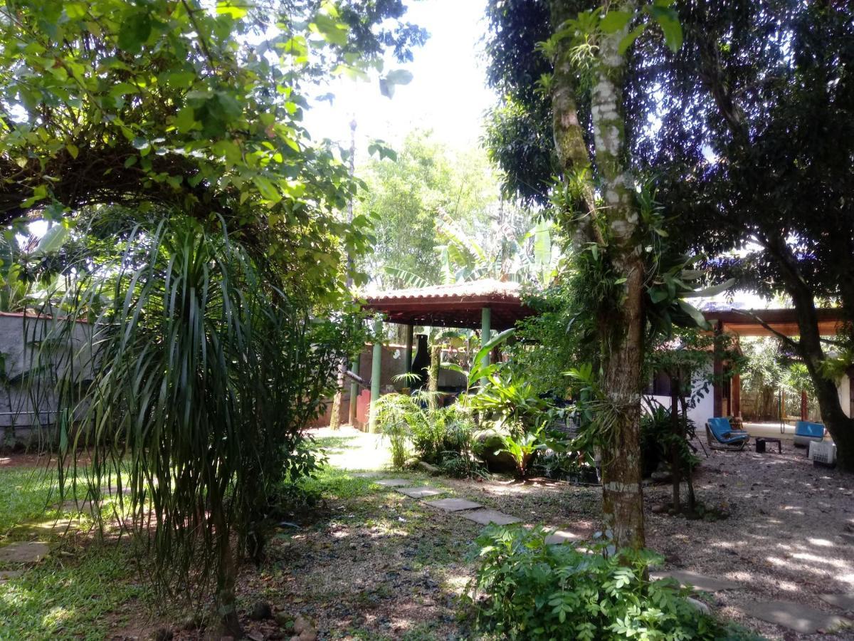 Lindas Suites A Uma Quadra Da Praia E Centro Ubatuba Exterior photo