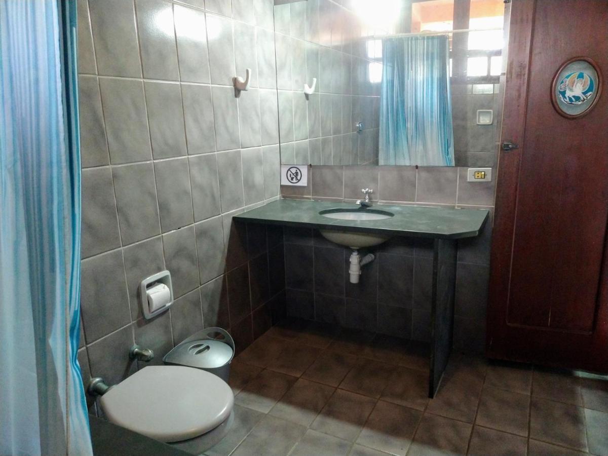 Lindas Suites A Uma Quadra Da Praia E Centro Ubatuba Exterior photo
